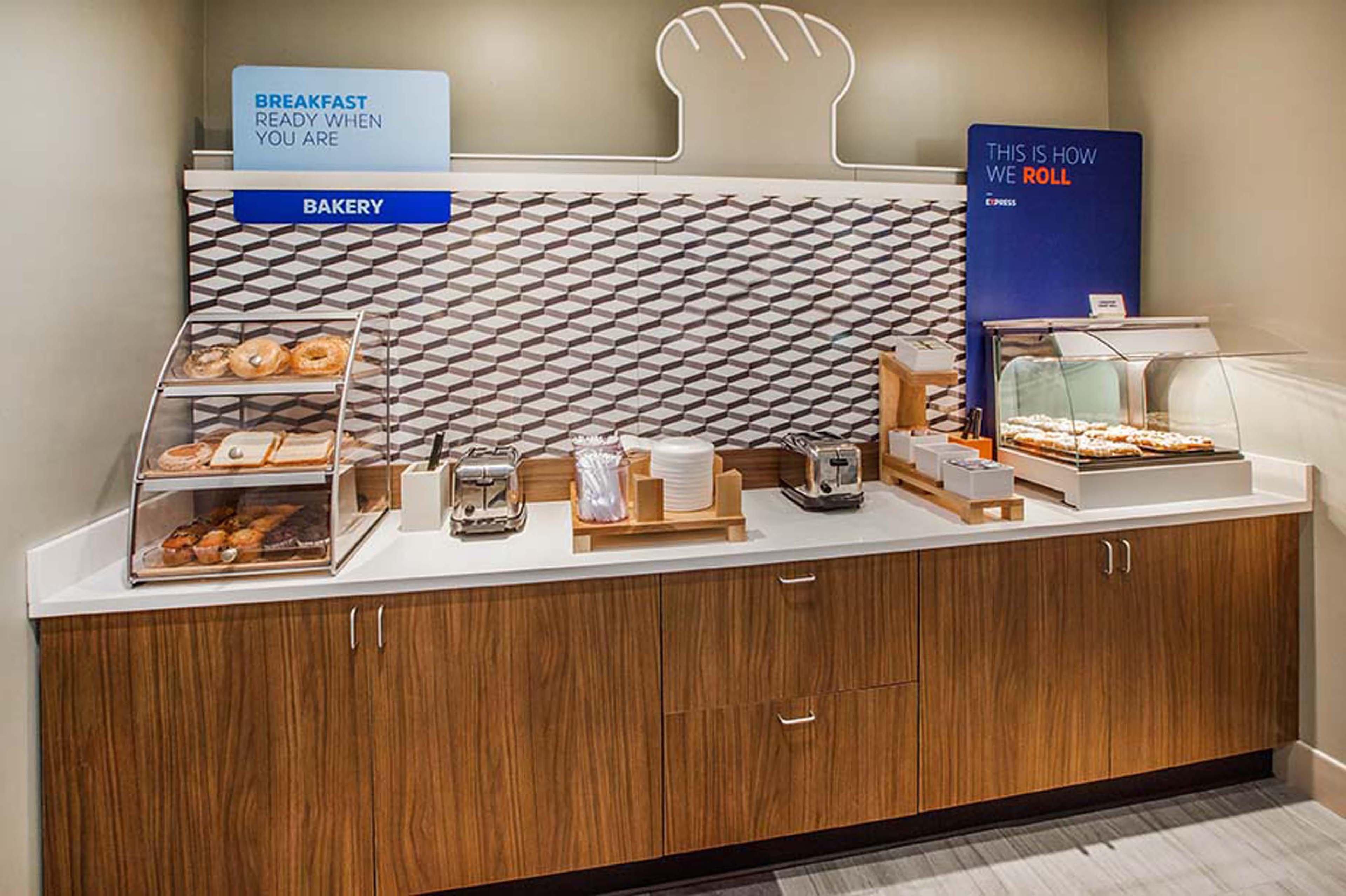 Holiday Inn Express Hotel & Suites Loveland By Ihg Zewnętrze zdjęcie