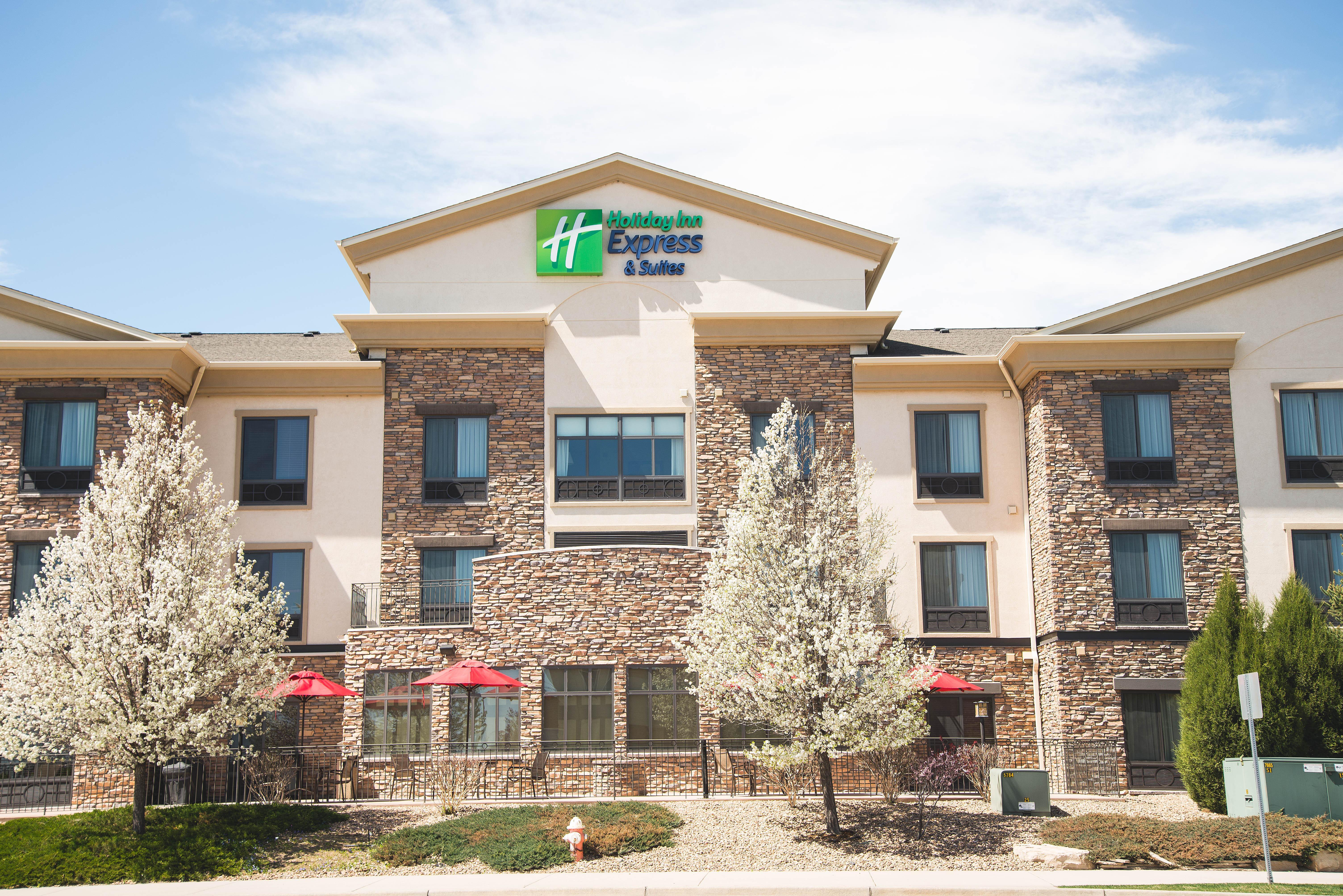 Holiday Inn Express Hotel & Suites Loveland By Ihg Zewnętrze zdjęcie