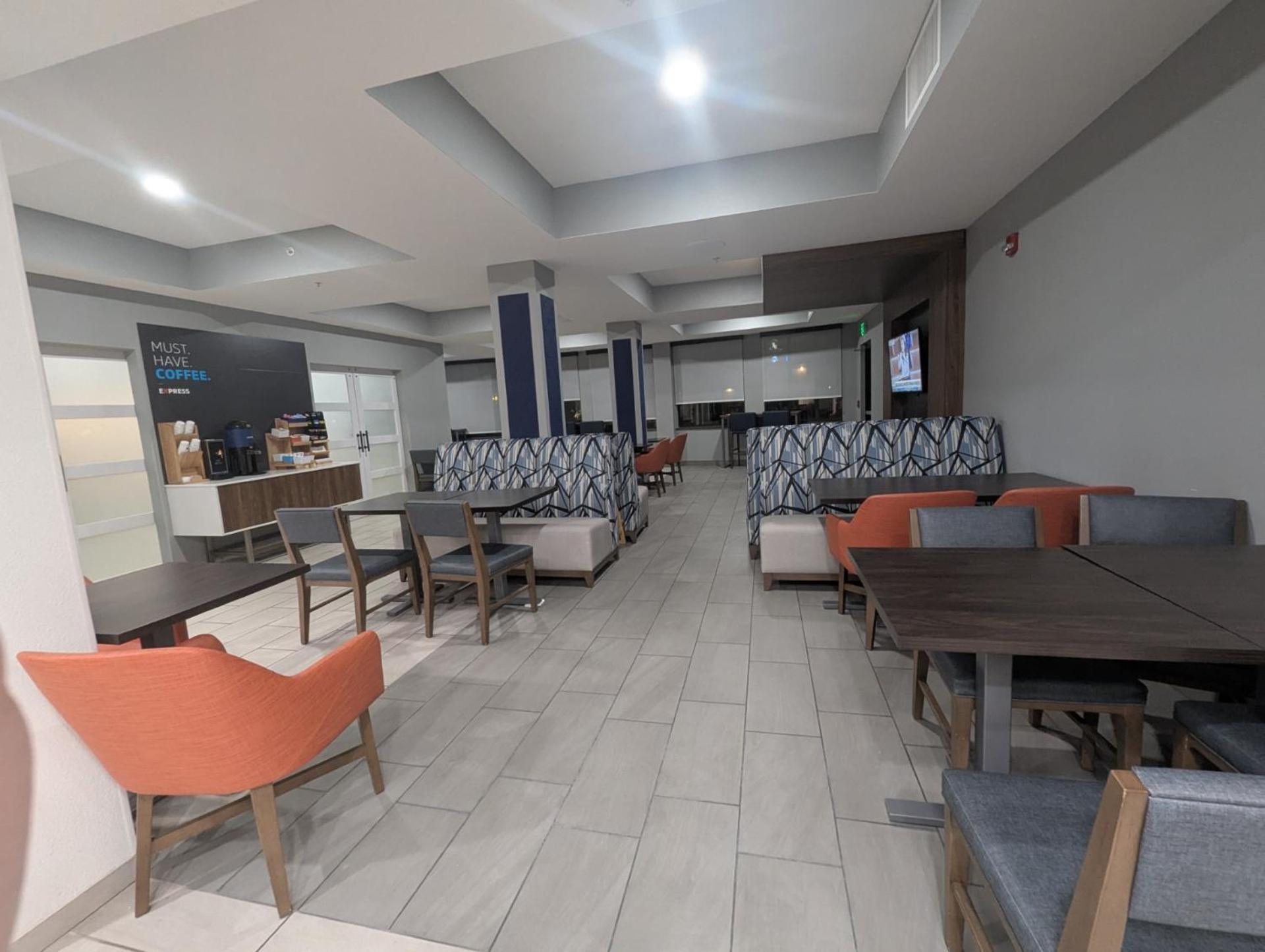 Holiday Inn Express Hotel & Suites Loveland By Ihg Zewnętrze zdjęcie