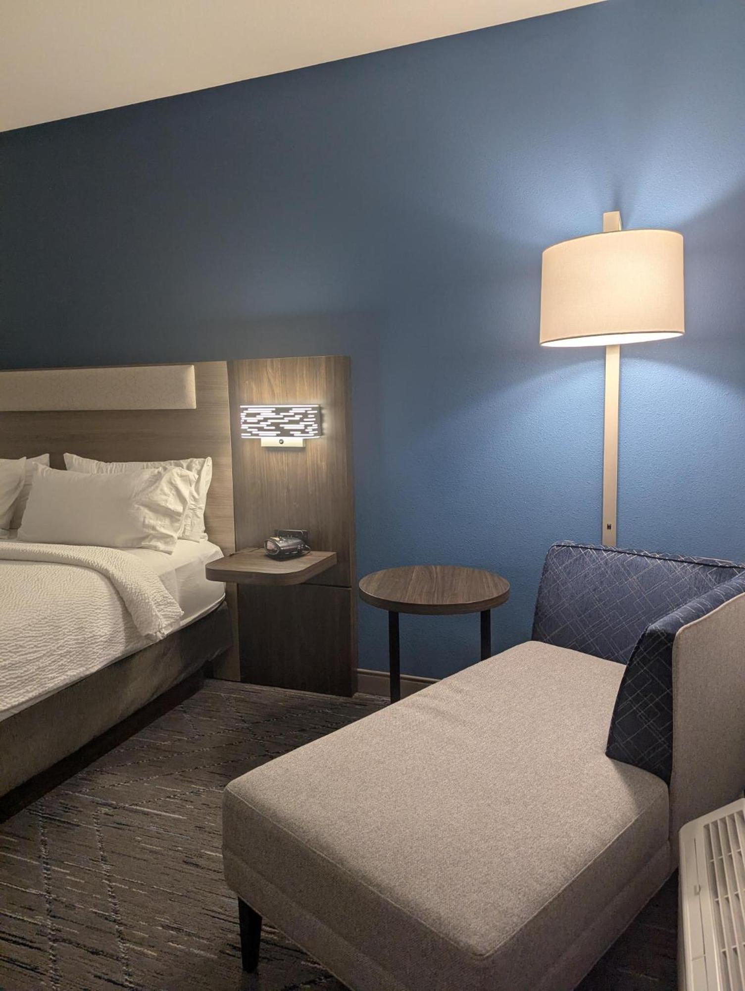 Holiday Inn Express Hotel & Suites Loveland By Ihg Zewnętrze zdjęcie