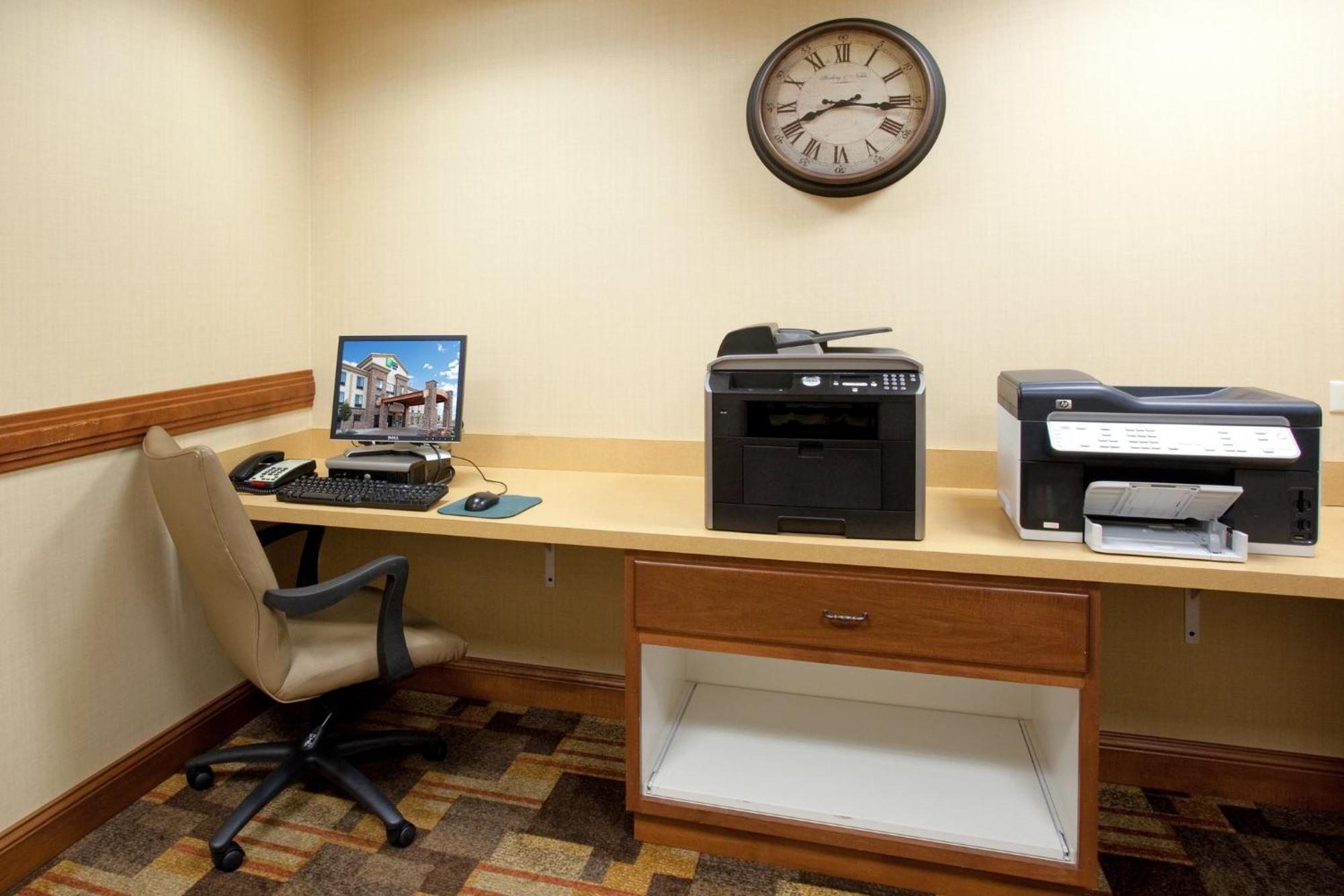 Holiday Inn Express Hotel & Suites Loveland By Ihg Zewnętrze zdjęcie